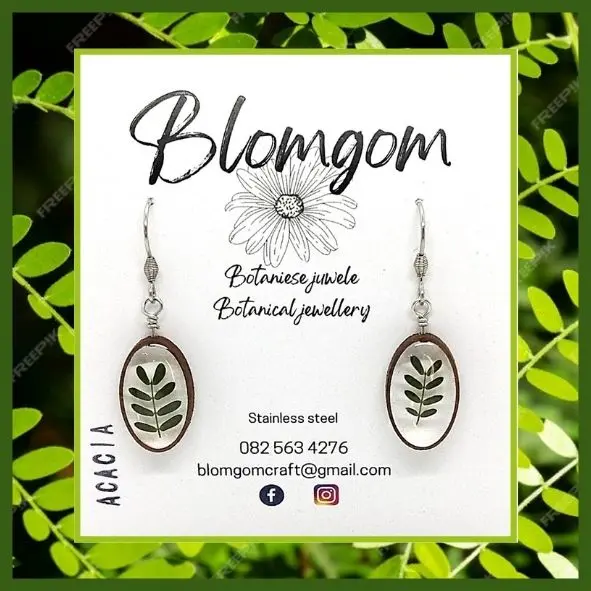 Medium Oval Shaped Earrings - Acacia (EARW001)