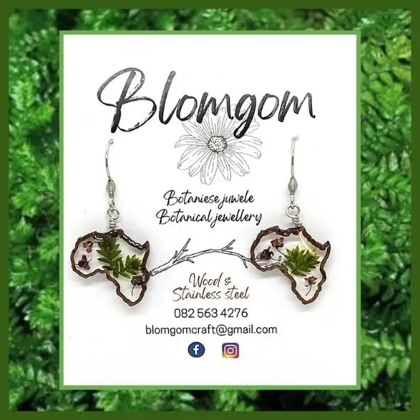 Large Africa Shaped Earrings - Alyssum&Moss (EARW003)