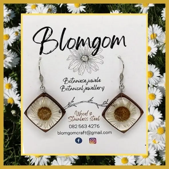 Large Square Shaped Earrings - Daisy (EARW005)